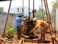 Tây Nguyên giữa mùa mưa, sao hối hả khoan giếng?