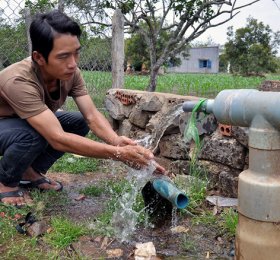 Nơi có hàng chục giếng nước tự phun trào